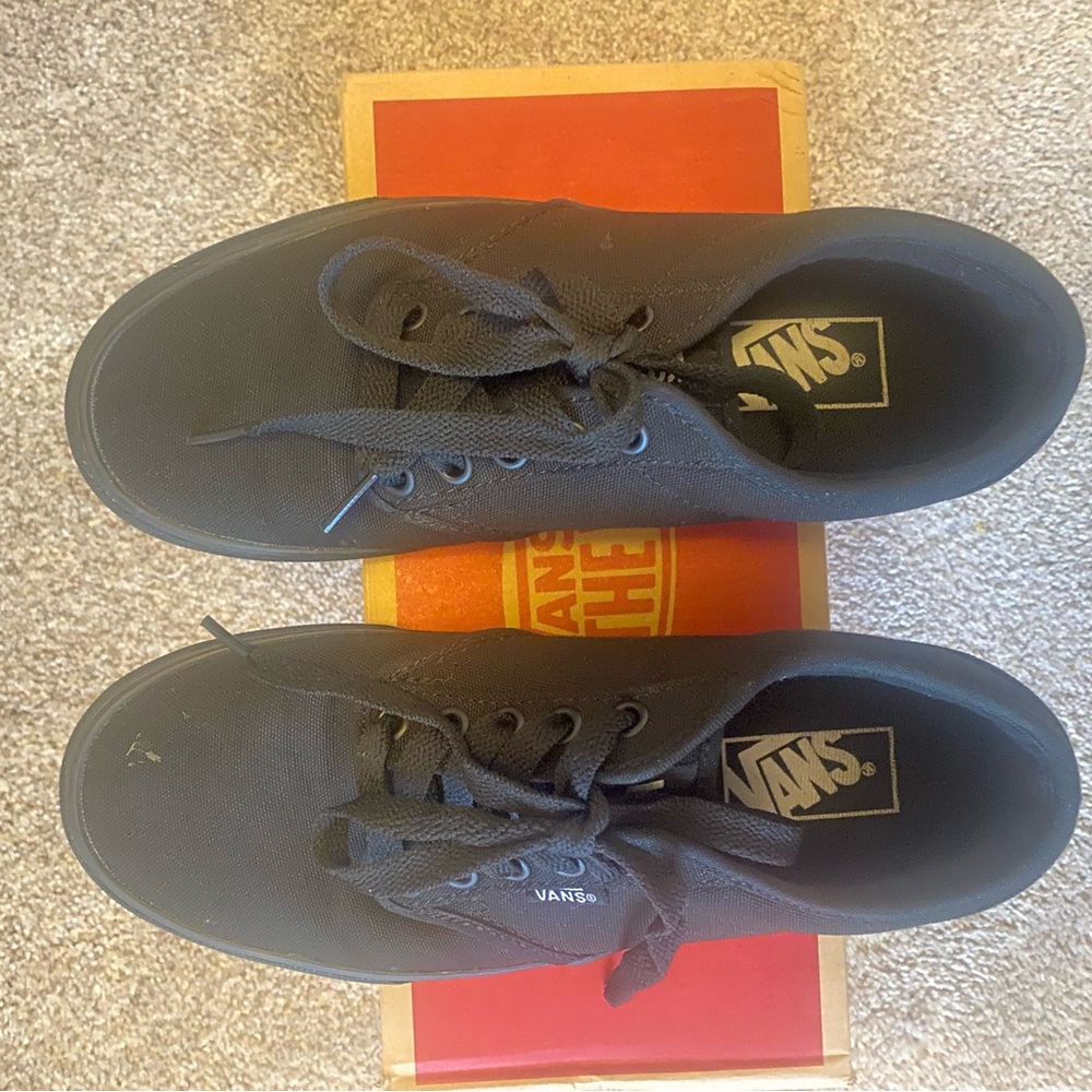 Vans Men's Black Sneakers.